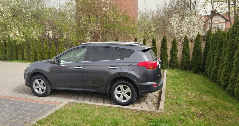 Toyota RAV4 cena 51900 przebieg: 168000, rok produkcji 2013 z Żary małe 466